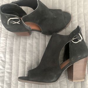Black suede Lucky Brand heels